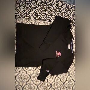 Women’s Lg Champion crewneck sweater